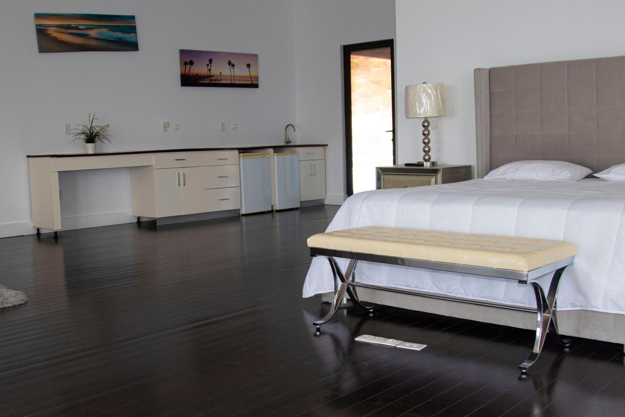 The View Hotel Сао Филипе Екстериор снимка