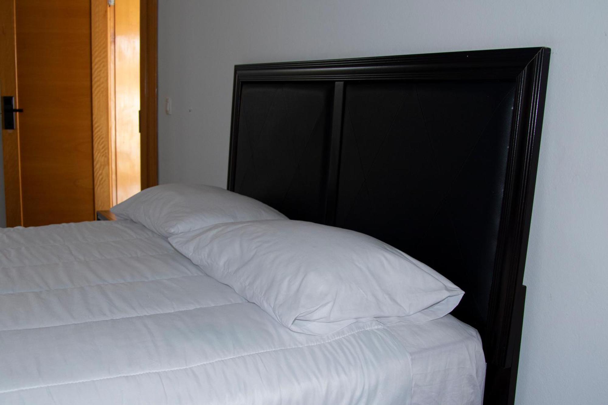 The View Hotel Сао Филипе Екстериор снимка
