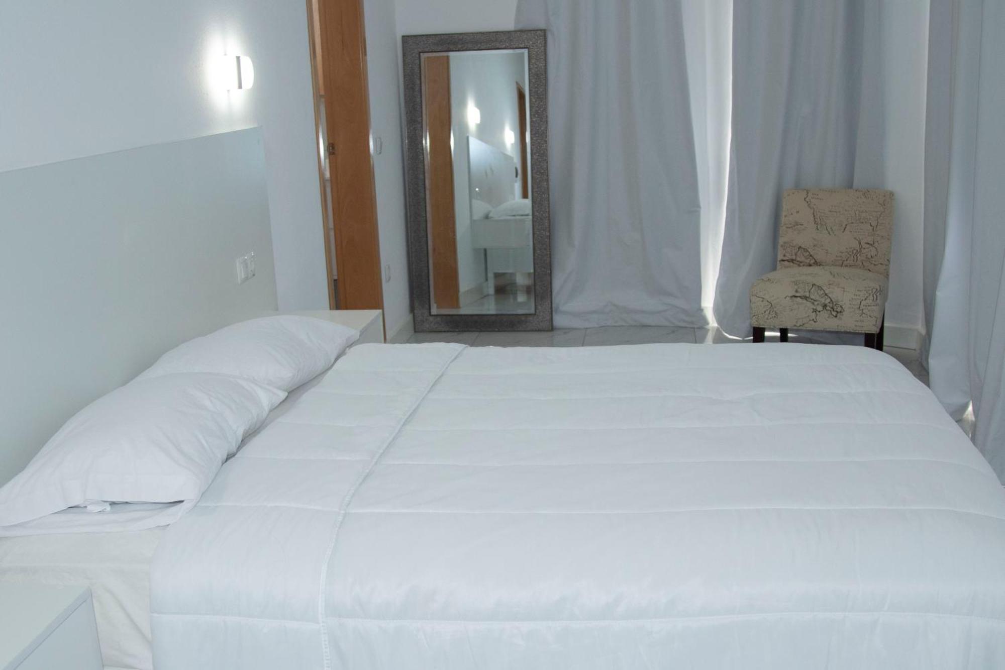 The View Hotel Сао Филипе Екстериор снимка