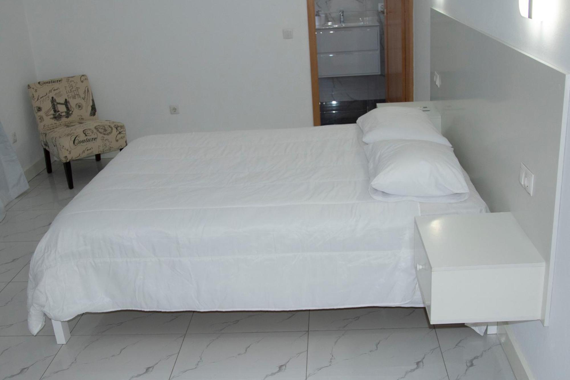 The View Hotel Сао Филипе Екстериор снимка