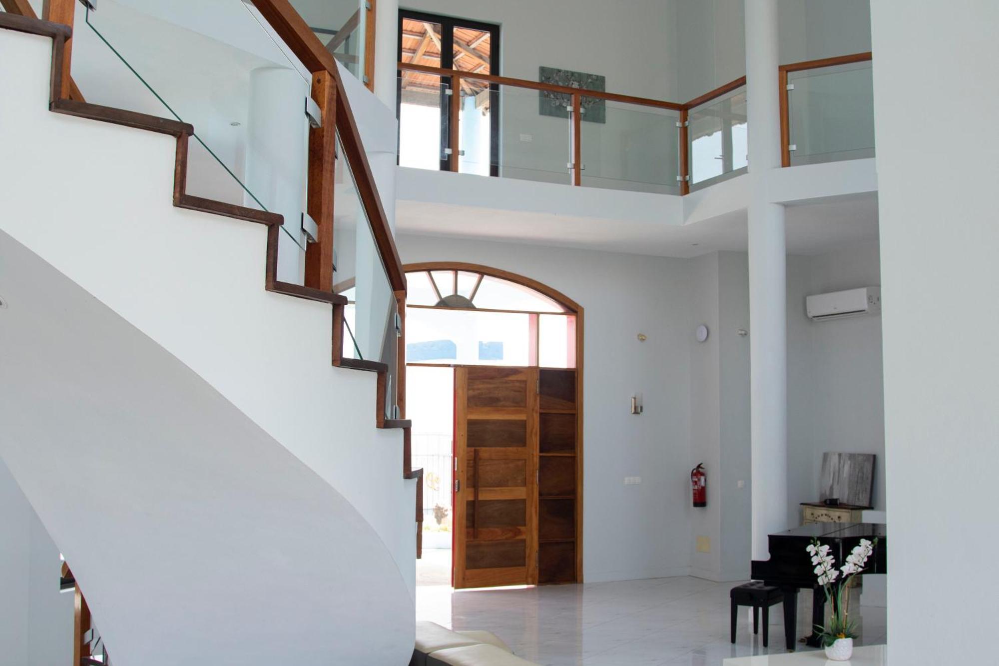 The View Hotel Сао Филипе Екстериор снимка
