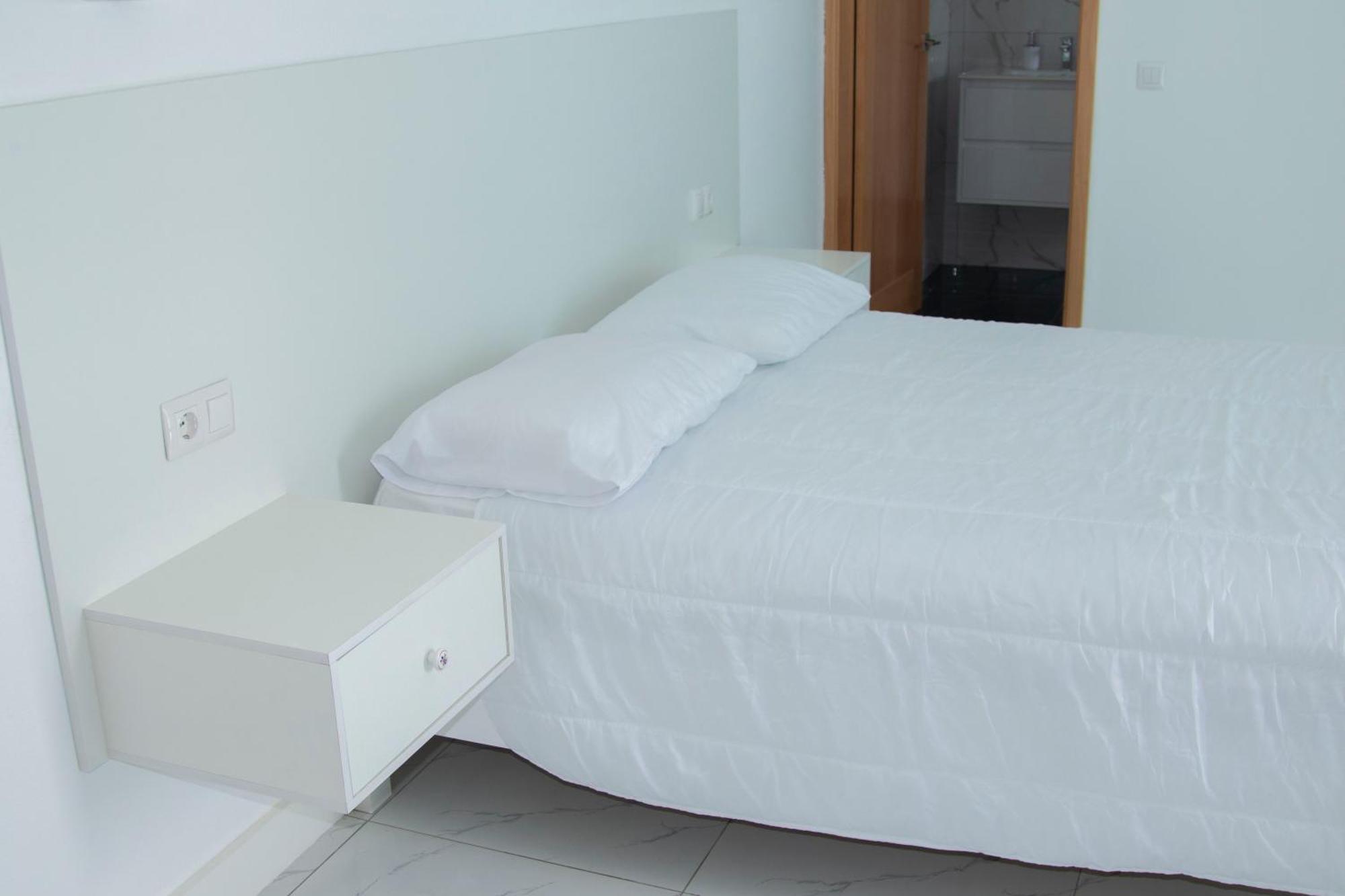 The View Hotel Сао Филипе Екстериор снимка