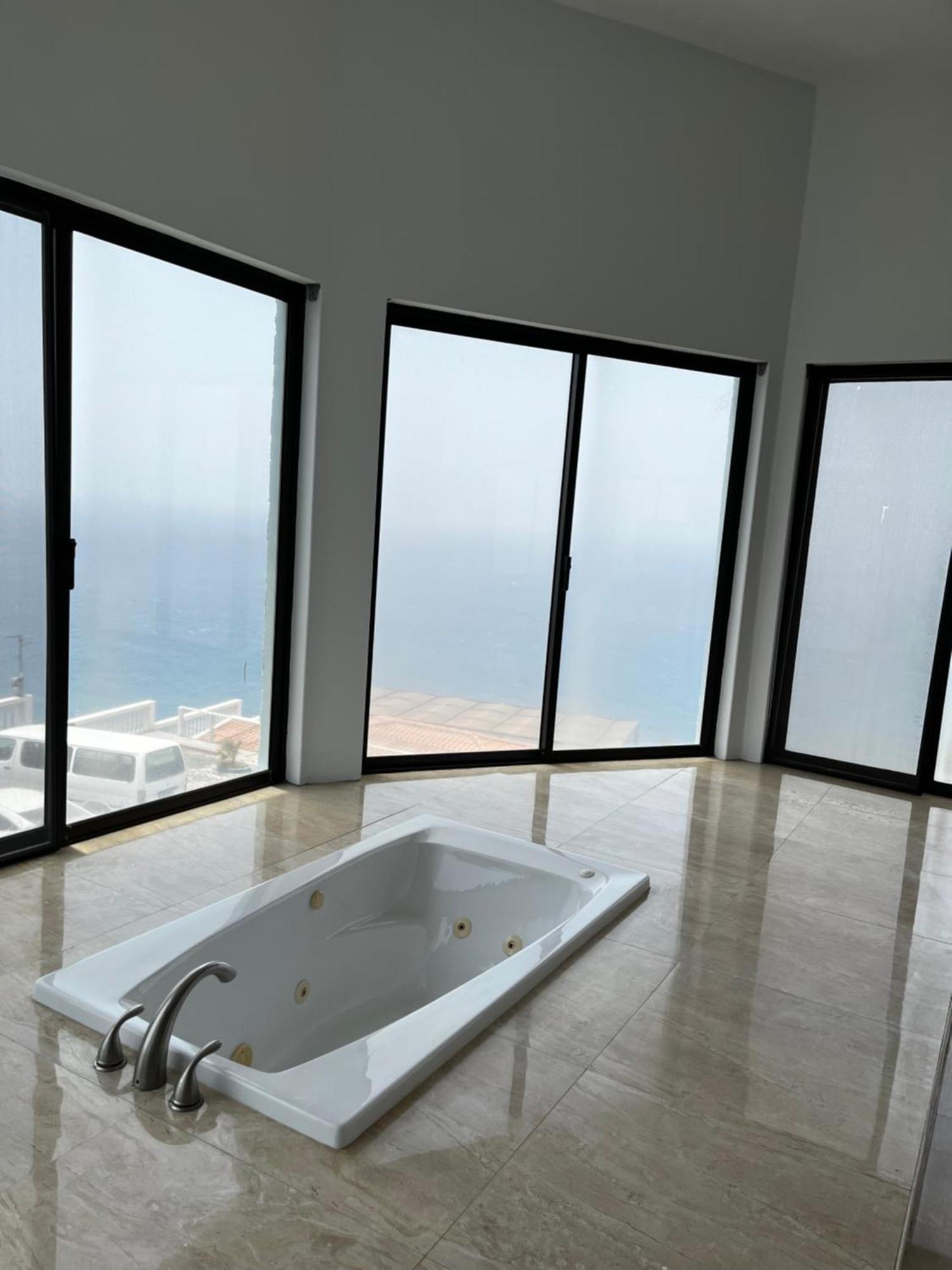 The View Hotel Сао Филипе Екстериор снимка